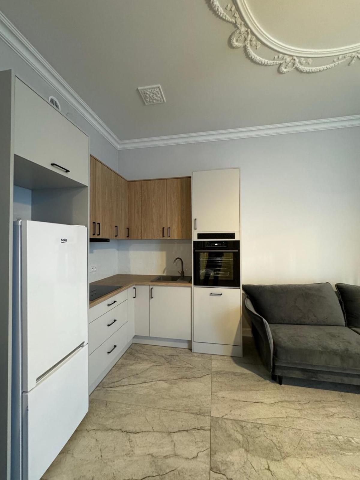 Apartament Nowogrodzka 6a 23 Warszawa