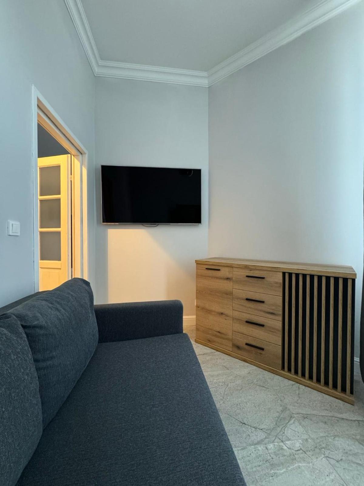 Apartament Nowogrodzka 6a 23 Warszawa